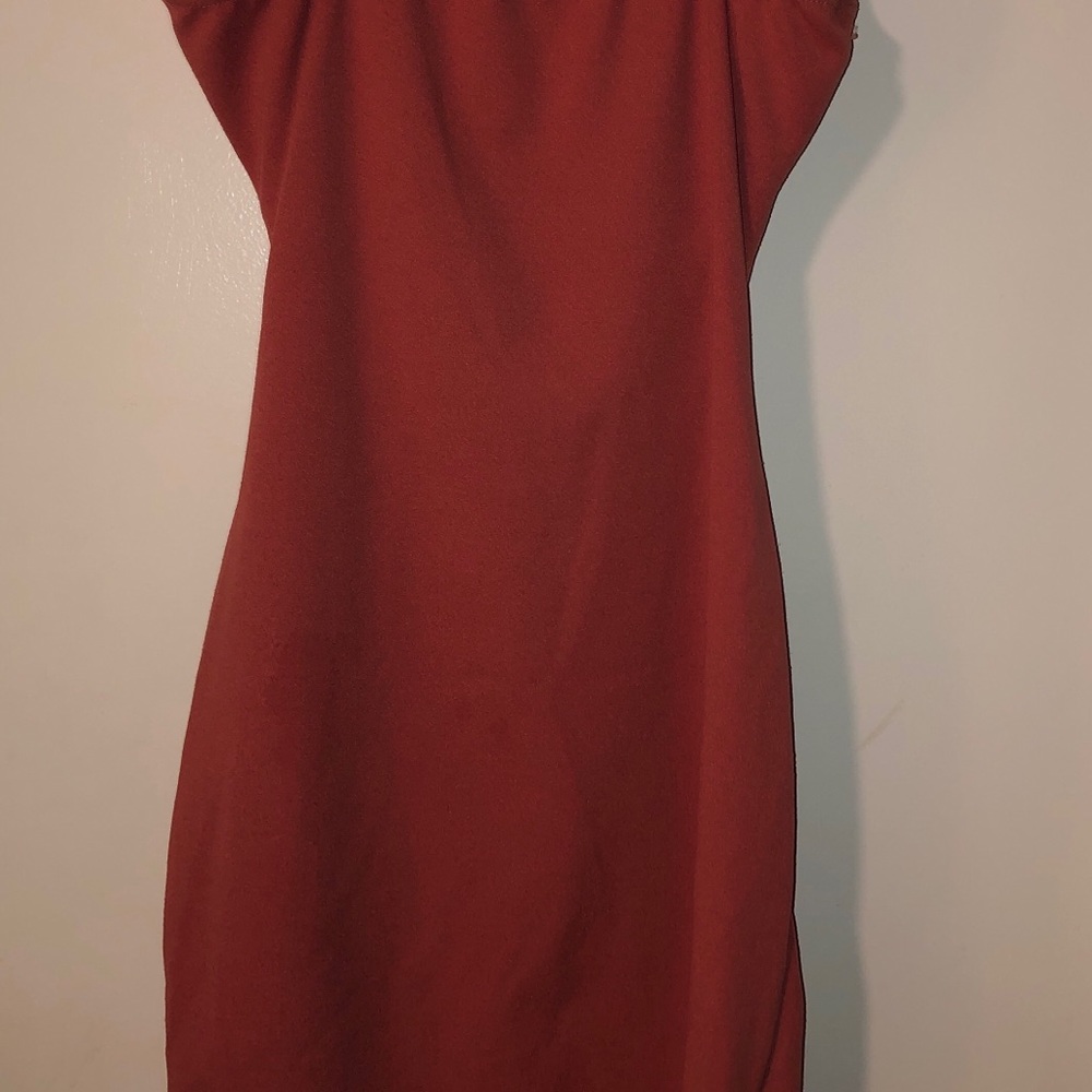 Pink Windsor Dress - Picture 2 of 3